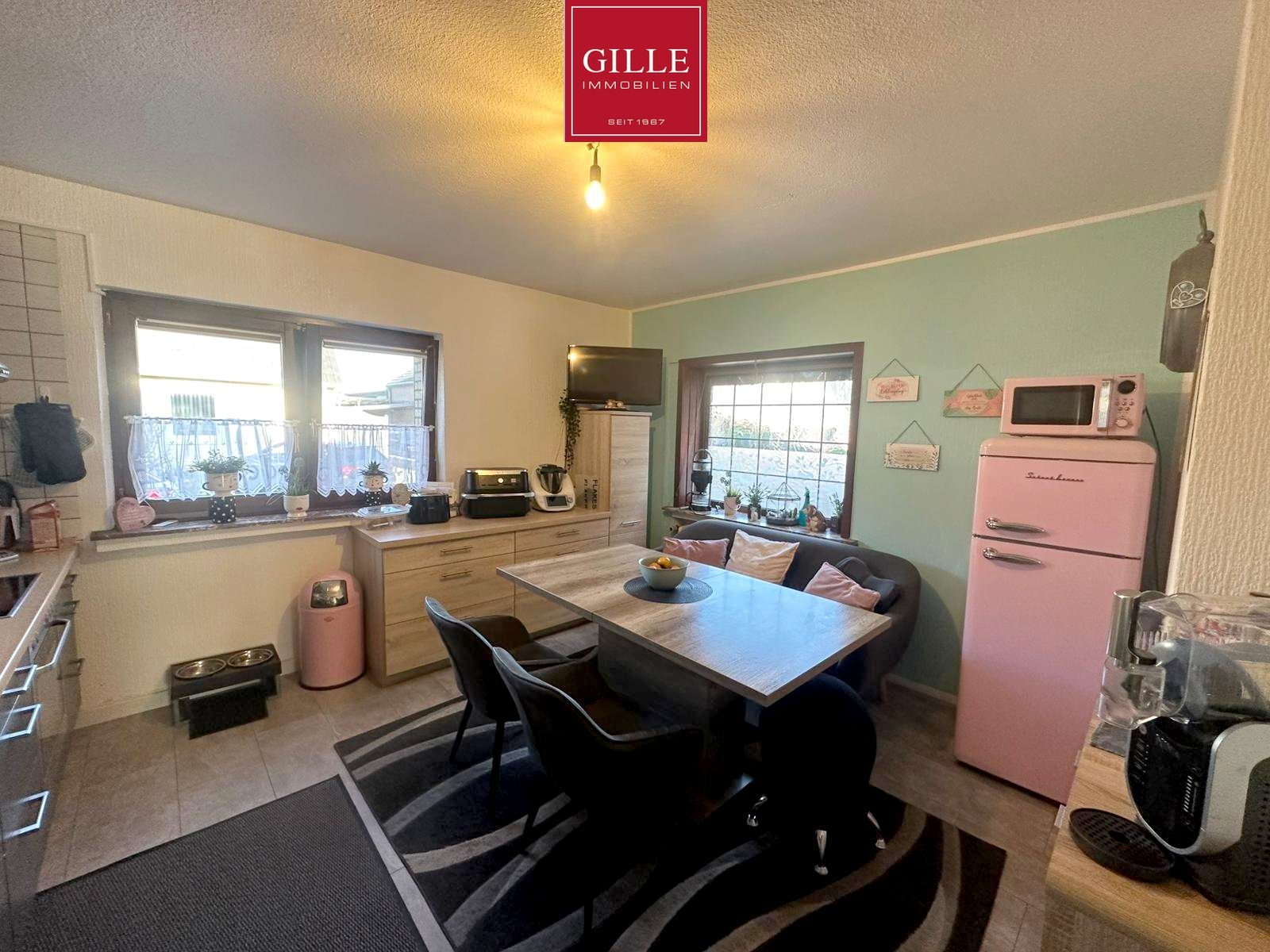 Ansicht 4 von: Neuss-Reuschenberg: Attraktives Reiheneckhaus mit Garage und traumhaften Grundstück nach WEG geteilt